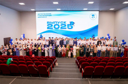 Выпускники Дагестанского гуманитарного института получили дипломы