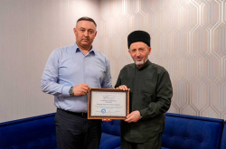 В Муфтияте состоялась встреча шейха с руководителем охранной компании