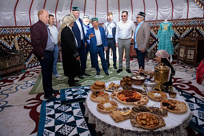 Дамир Мухетдинов на Сабантуе в Оренбуржье