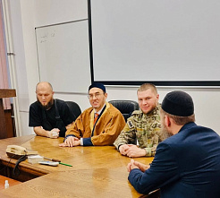 Имамы Москвы посетили военный госпиталь.