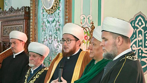 Глава ДСМР представил верующим Чувашии нового муфтия