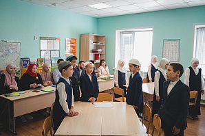В Елабужском мухтасибате состоялся семинар об этнокультурных традициях и духовно-нравственных ценностях у школьников