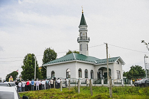 В первый день Мавлида в Кукморском мухтасибате открылась новая мечеть