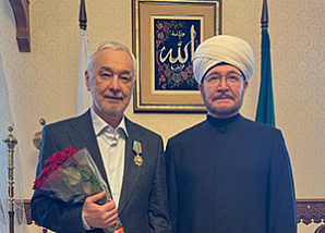 Советник председателя ДУМ РФ Фарид Асадуллин награжден орденом «За заслуги»