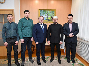 Муфтий РБ Айнур хазрат Биргалин посетил ифтар в городе Туймазы