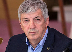 Поздравление Муфтия Шейха Равиля Гайнутдина депутату Госдумы Х.М. Абакарову