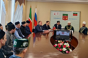 Муфтий Камиль хазрат провел встречу с главой и имамами Тюлячинского района