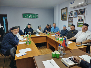 В Донецке прошло заседание президиума ДУМ ДНР