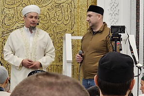 В мечетях Татарстана продолжаются встречи с участниками СВО и их семьями